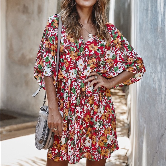 Dresses & Skirts - ♦️Floral Lace Tie Waist Ruffled Dress Red